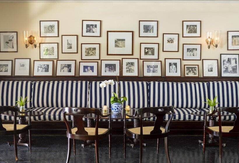 Round Hill Hotel & Villas