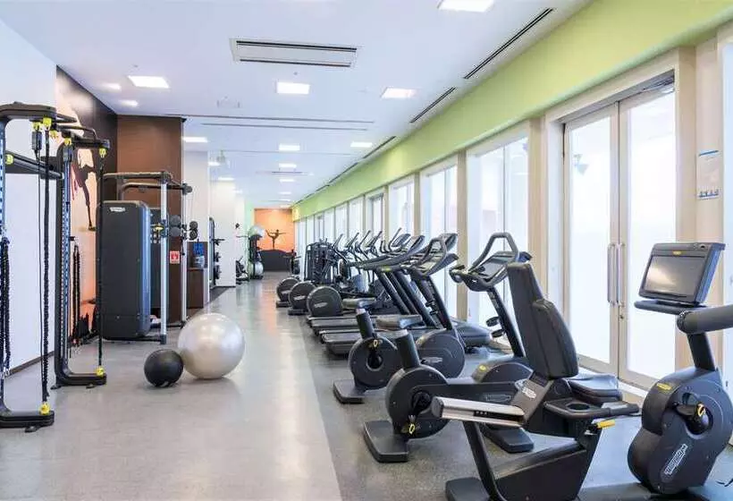 Курорт Hilton Fukuoka Sea Hawk