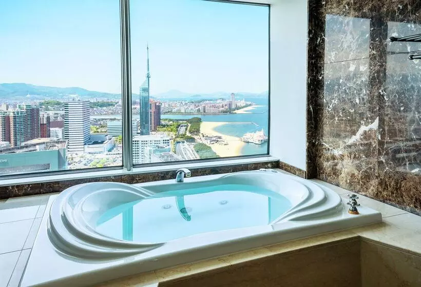 Lomakeskus Hilton Fukuoka Sea Hawk