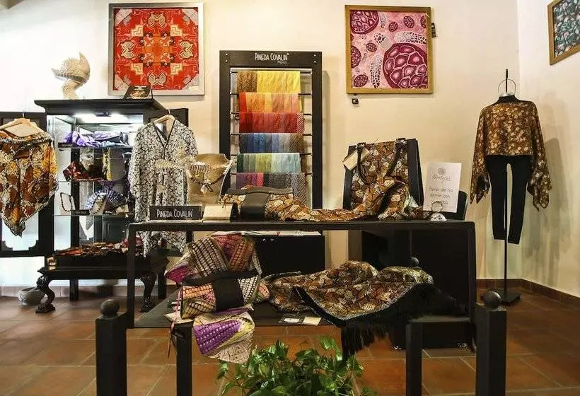 Отель Casino Morelia