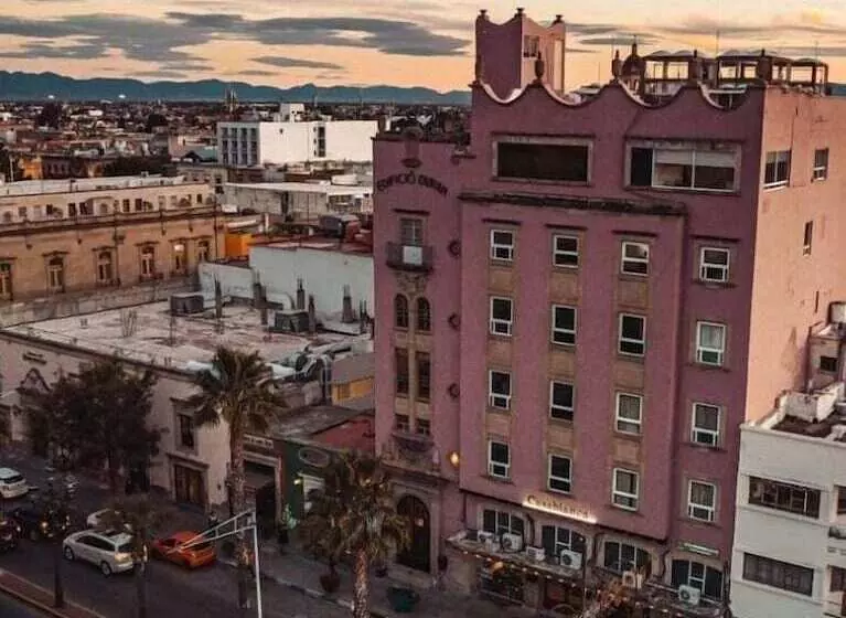 בית מלון כפרי Casablanca