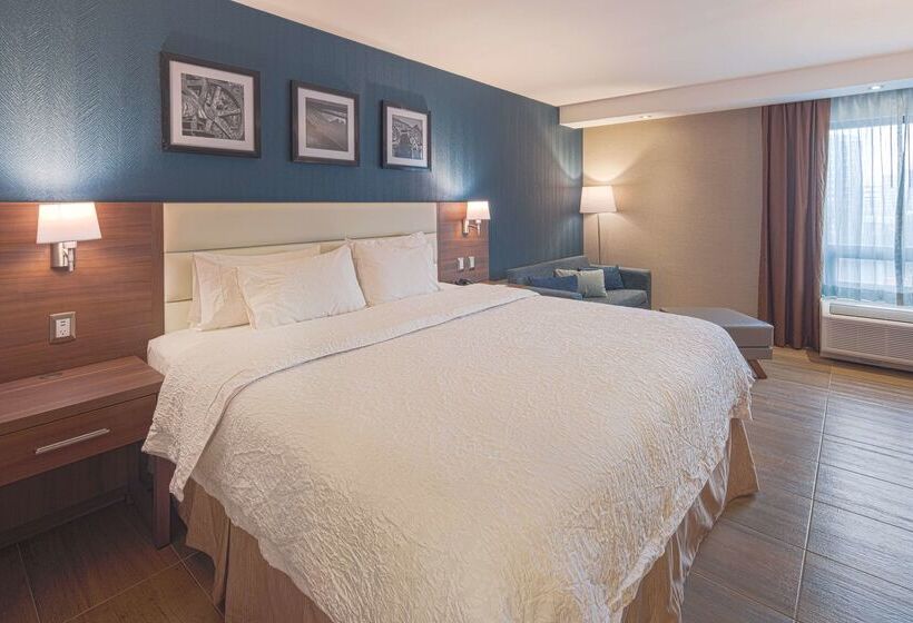 Hotel Hampton Inn By Hilton Monterrey/galeríasobispado