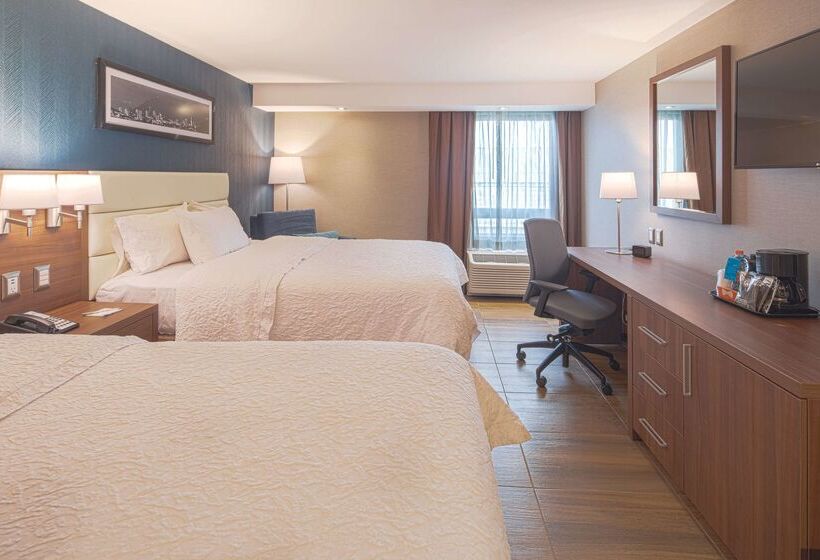 Hotel Hampton Inn By Hilton Monterrey/galeríasobispado