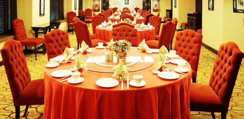 هتل Kandawgyi Palace