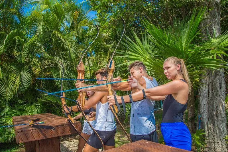 리조트 Sandos Playacar  All Inclusive