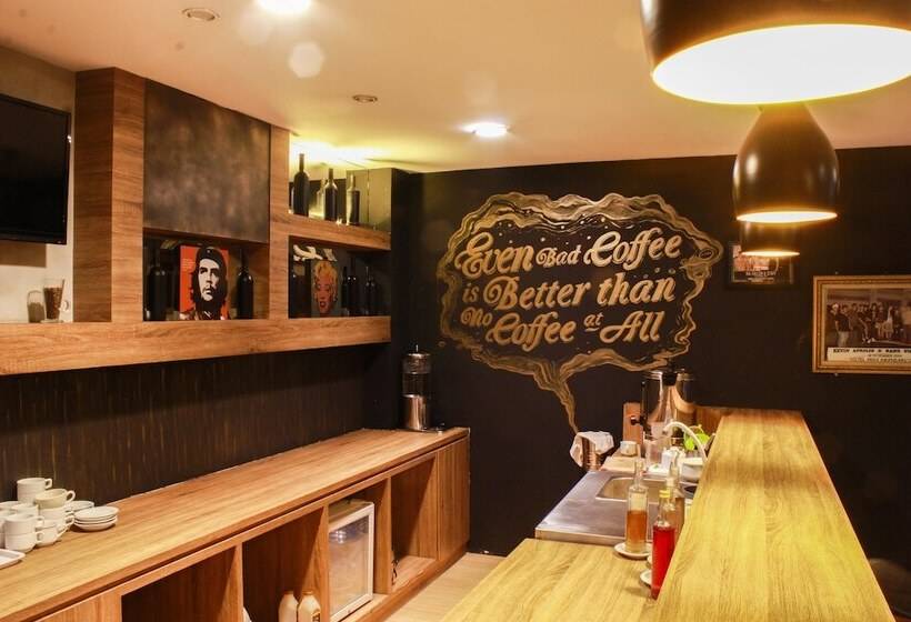 Kyriad Arra Hotel Cepu