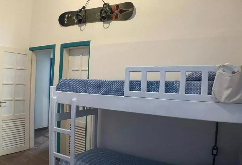 Bada Hostel & Kite School