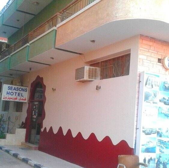 تختخواب و صبحانه 4 Seasons