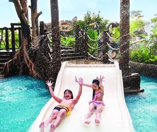 Grand Orient Hotel Perai
