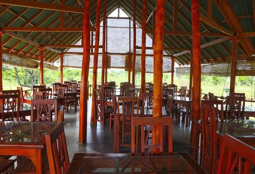 ホテル Best Life Eco Resort Mattala