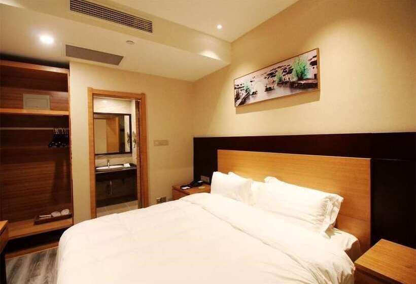 Hotel Qingdao Airport Fuhua