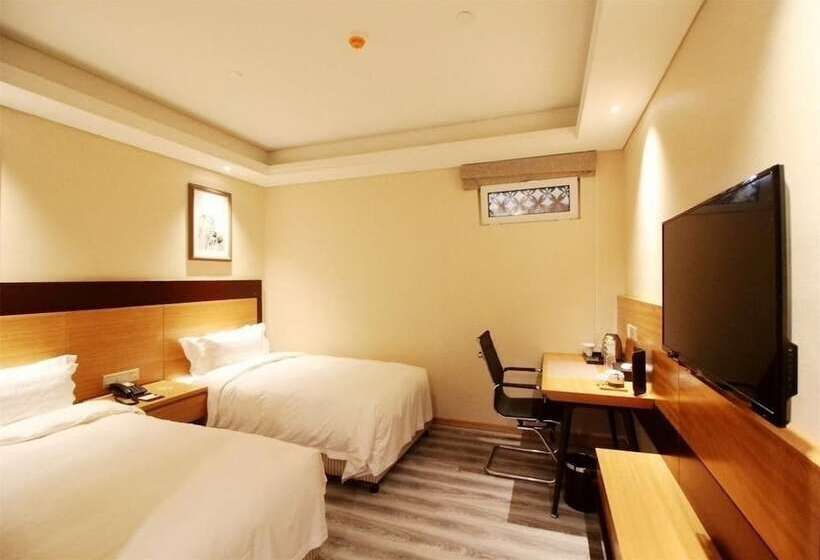 Hotel Qingdao Airport Fuhua