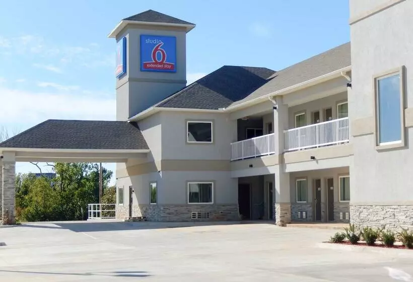 ホテル Studio 6 Yukon, Ok