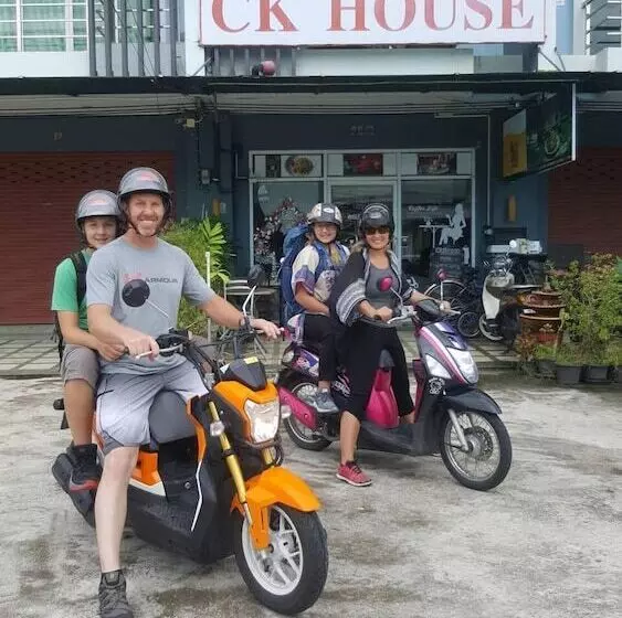 پانسیون Ck House Krabi