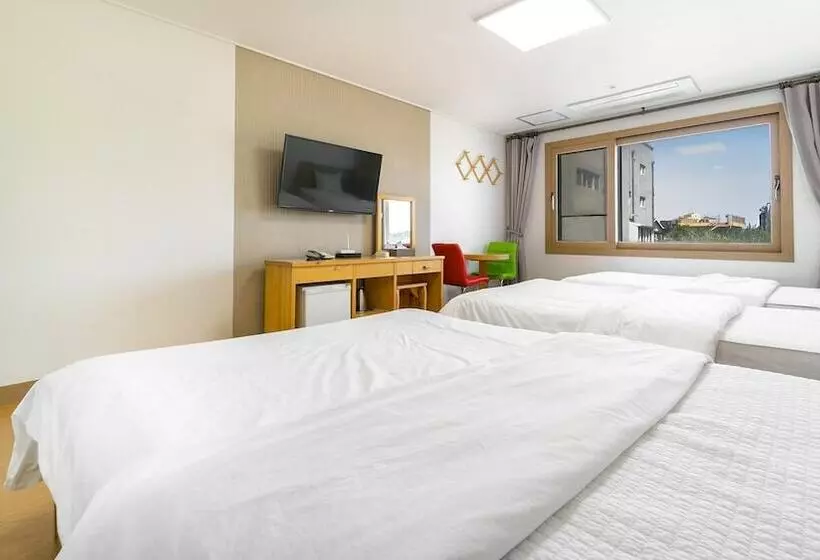 ペンション Jeju Samda Hostel