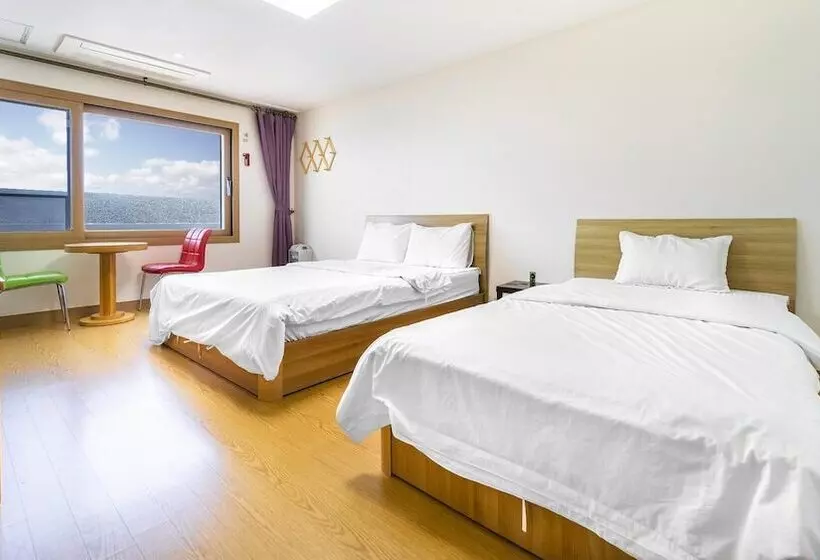 ペンション Jeju Samda Hostel