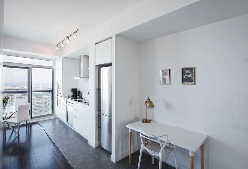 Velvet Stays – Financial District