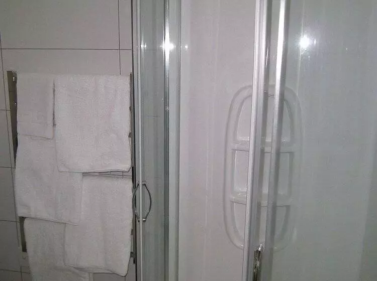 Anchorage Motel Apartments