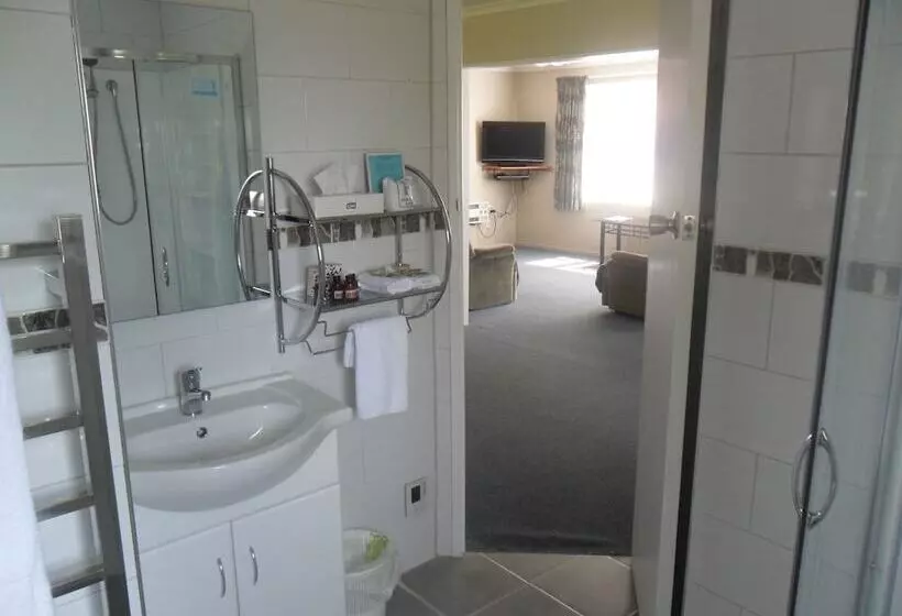 Anchorage Motel Apartments