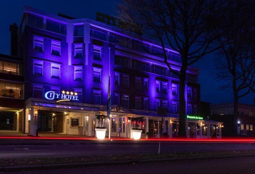 City Hotel