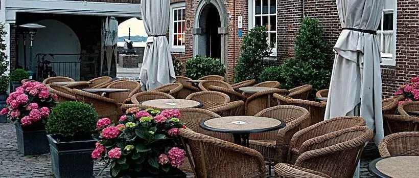 ホテル Auberge De Campveerse Toren