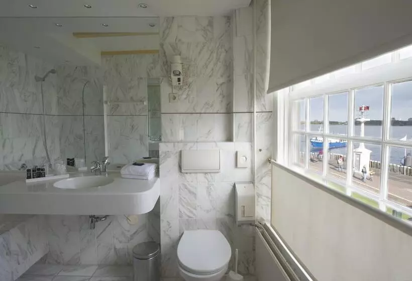 ホテル Auberge De Campveerse Toren