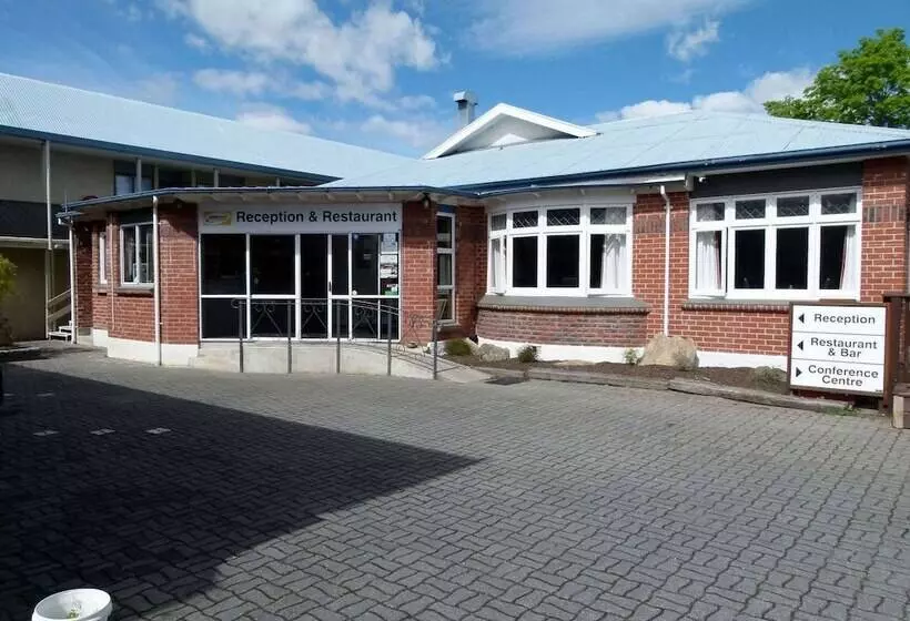 酒店 Centennial Court