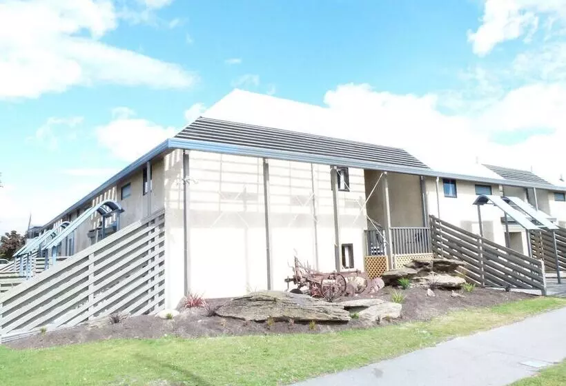 酒店 Centennial Court