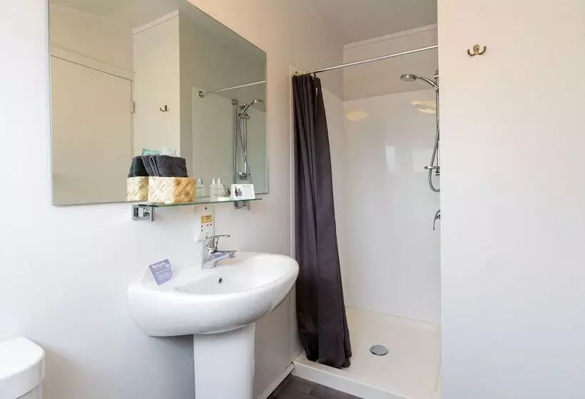 酒店 Centennial Court