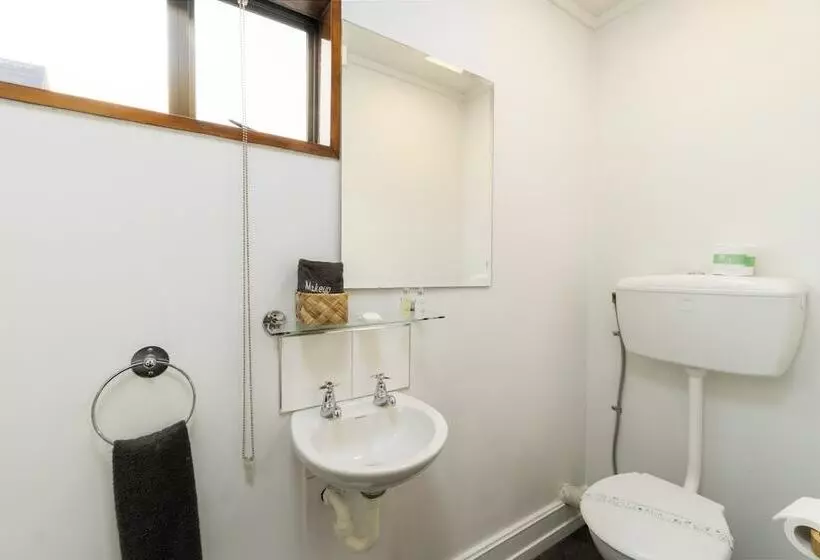 酒店 Centennial Court