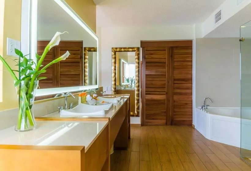 Sunscape Curacao Resort Spa & Casino