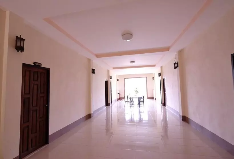 هتل Ashram Kanabnam Resort