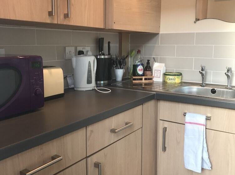 호텔 Goblin Coombe Glamping