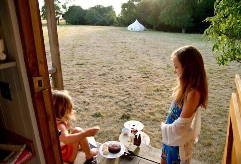 호텔 Goblin Coombe Glamping