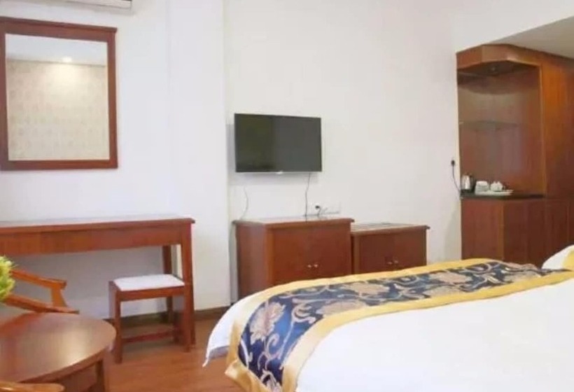 Отель Huangshan Aixuan Botique