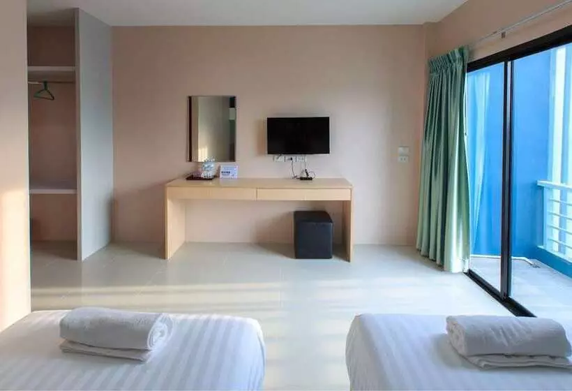 Hotelli Jj Residence Phuket Town