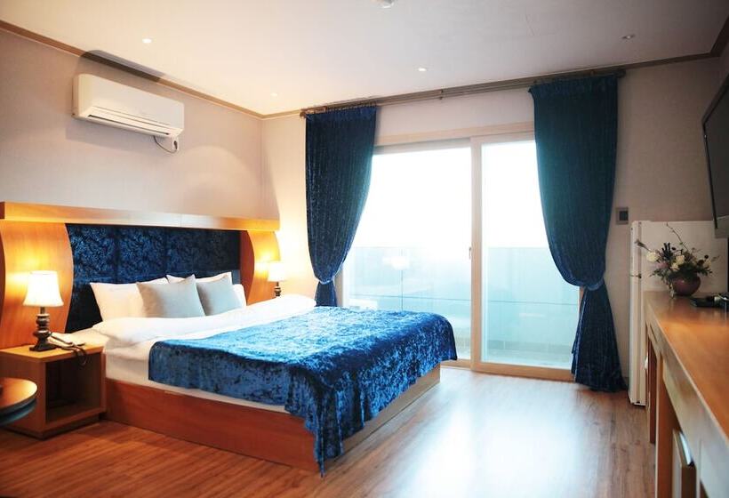 La Belle Hotel In Tongyeong