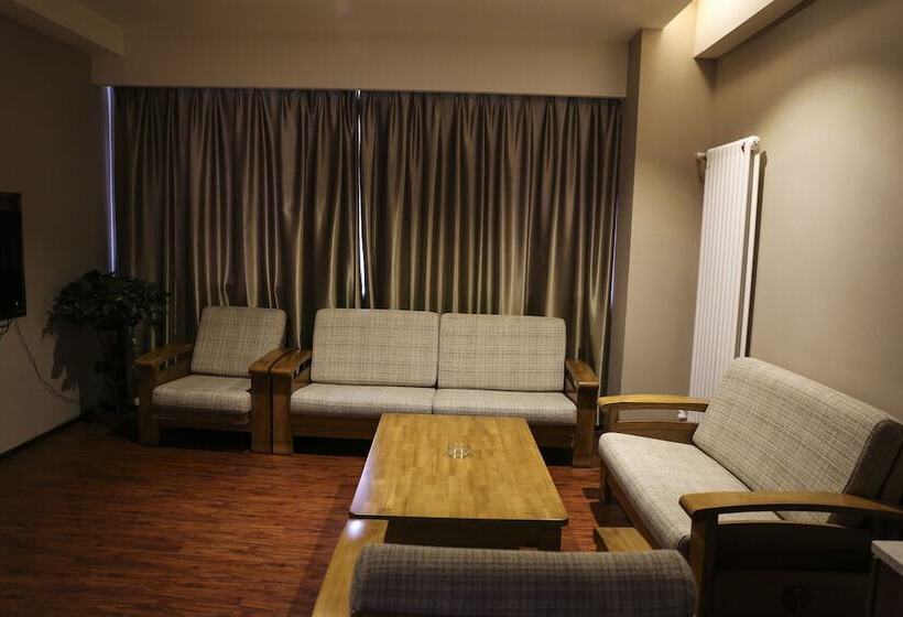 Отель Ningxia Liupanshan Juhong