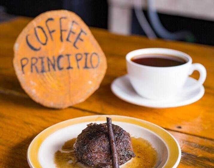 هتل Posada De Belssy