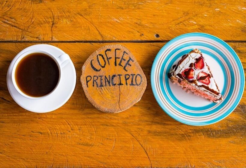 هتل Posada De Belssy