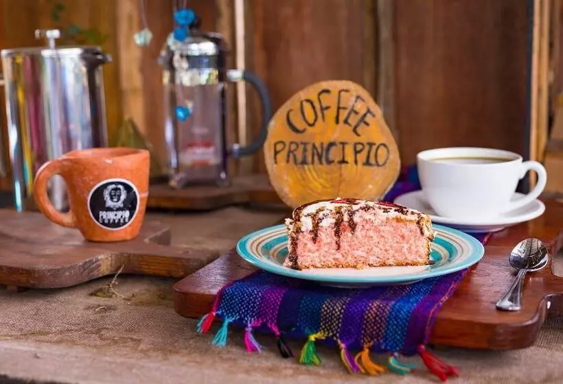 هتل Posada De Belssy