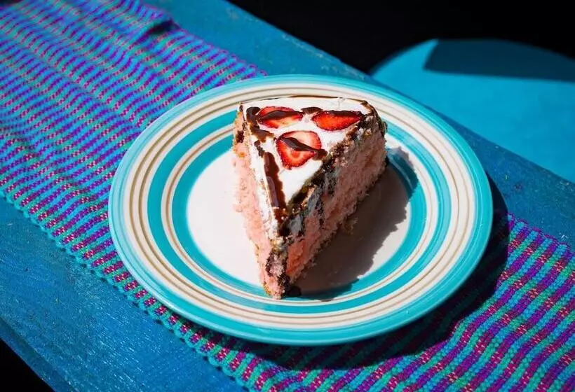 هتل Posada De Belssy