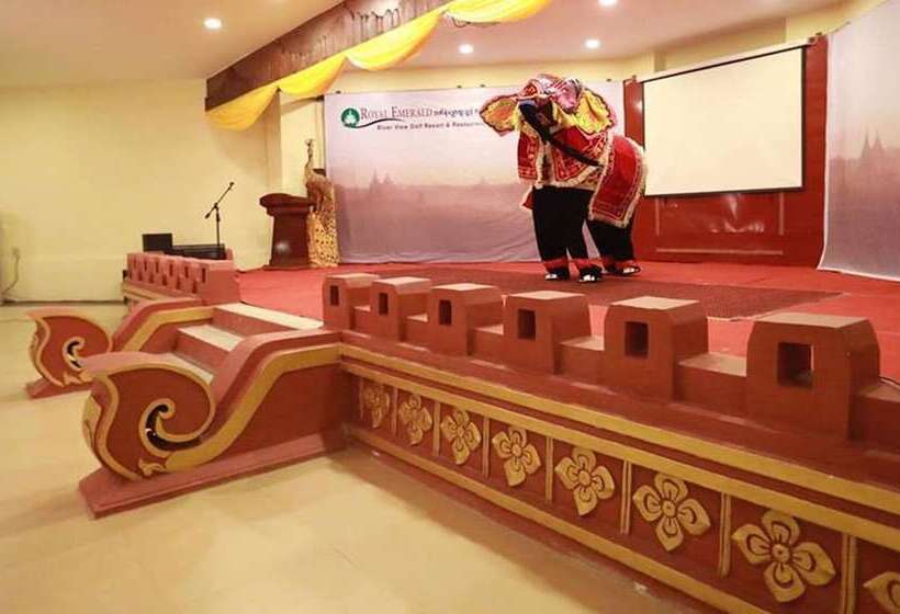 هتل Royal Emerald River View Resort