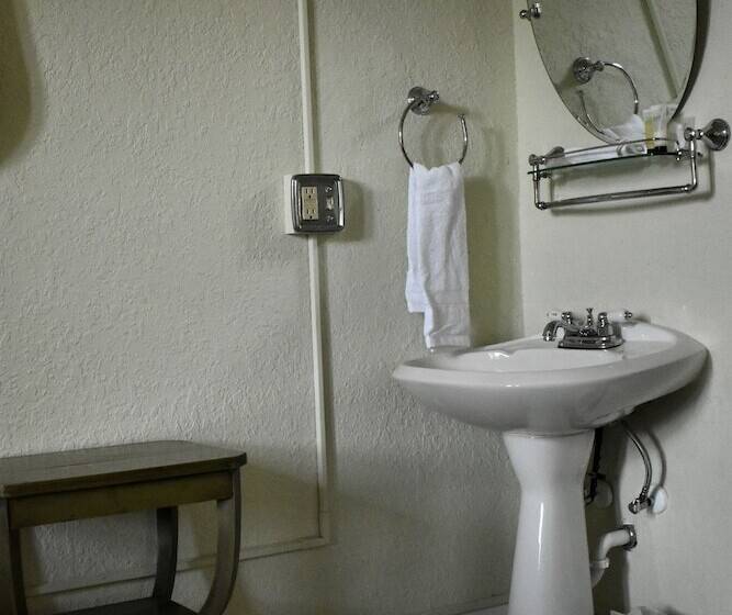 Szálloda The Deland