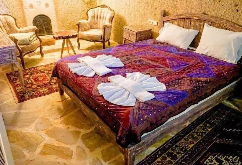 هتل Valley Inn Cave