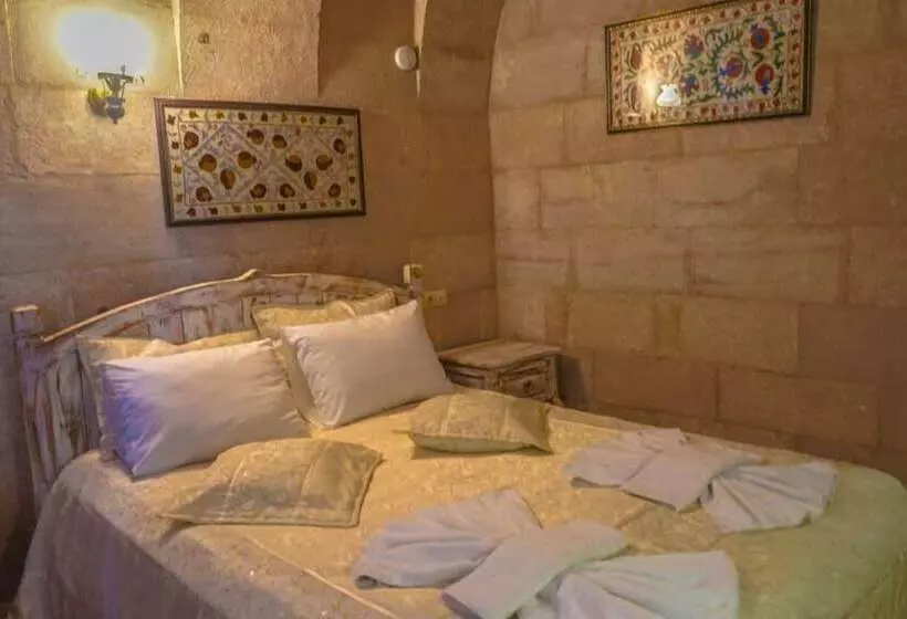 هتل Valley Inn Cave