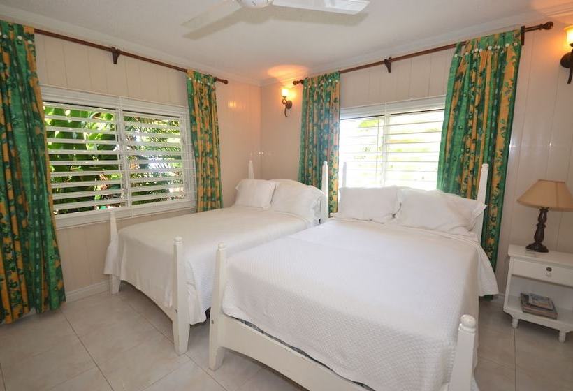 Idleawile Villa, 5br By Jamaican Treasures