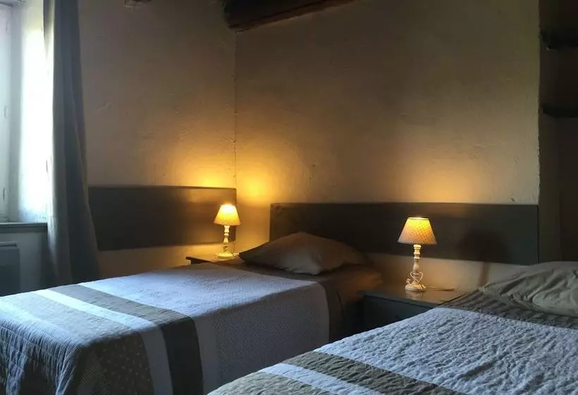 Les Fermes Du Chateau  Gite Le Cantou