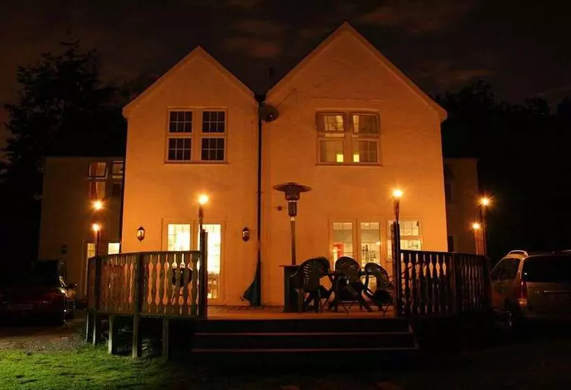 Oakhurst Gatwick B&b
