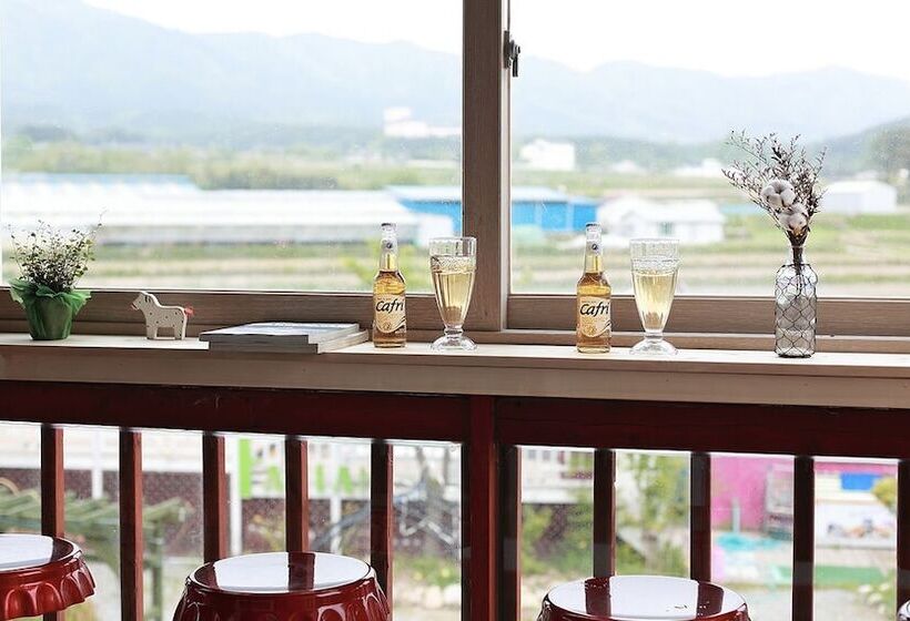 Pensão Favian Guest House